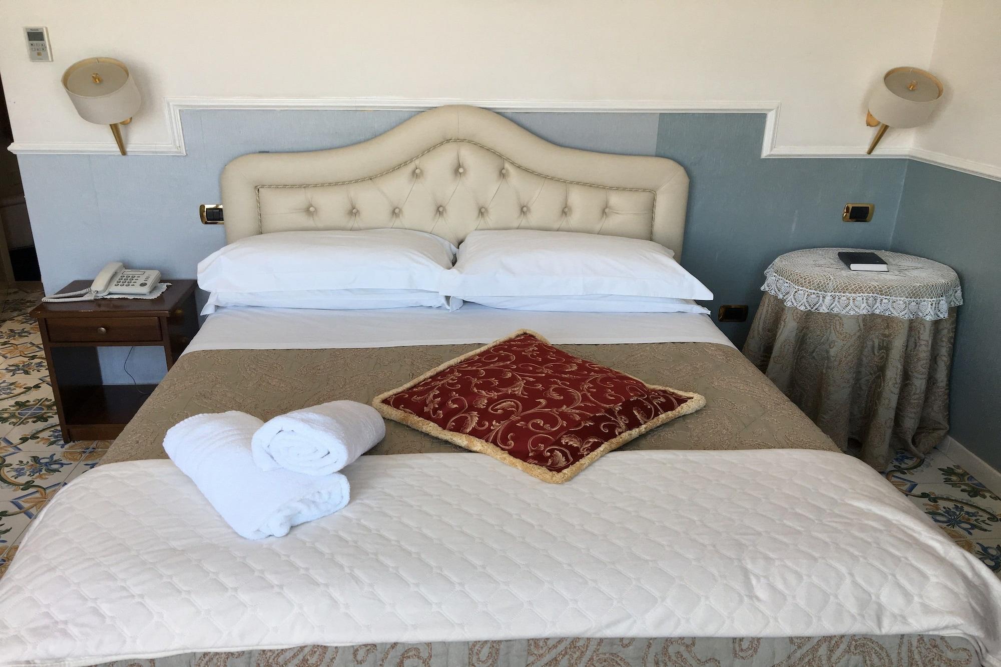 Experience Boutique Hotel - Villa Cimmino Castellammare di Stabia Exterior photo
