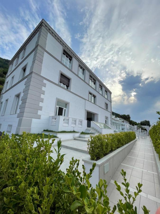 Experience Boutique Hotel - Villa Cimmino Castellammare di Stabia Exterior photo