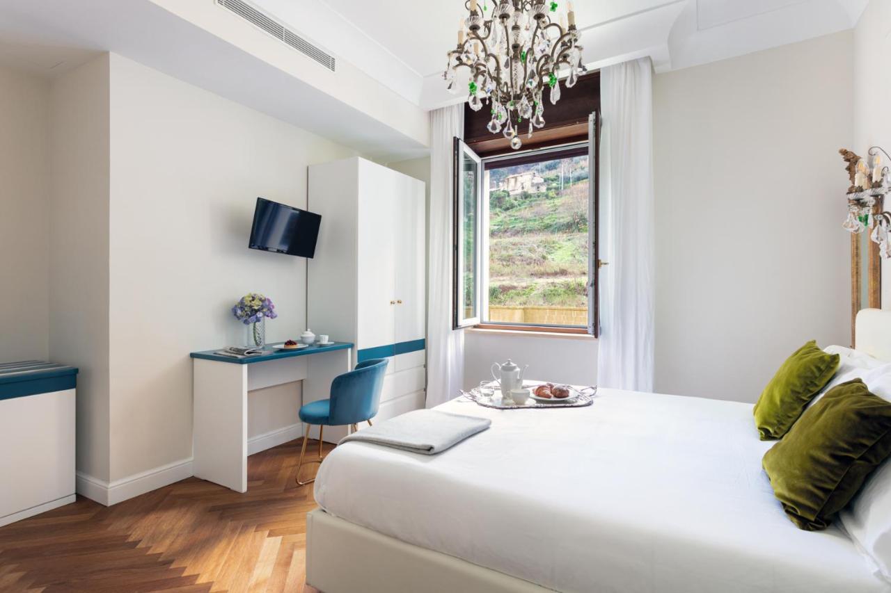 Experience Boutique Hotel - Villa Cimmino Castellammare di Stabia Exterior photo